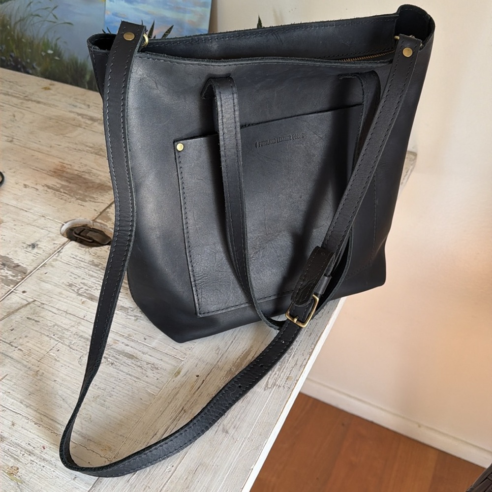Portland Leather Goods Crossbody - Black